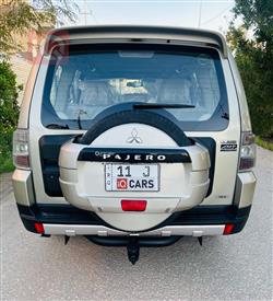 میتسوبیشی پاجیرۆ